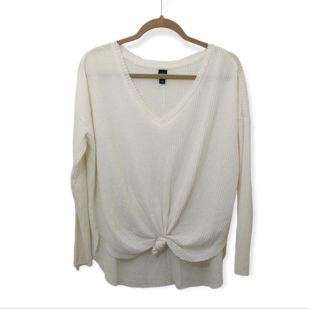 Wild Fable Women's Size Medium White Long Sleeve Sweater Tie Knot